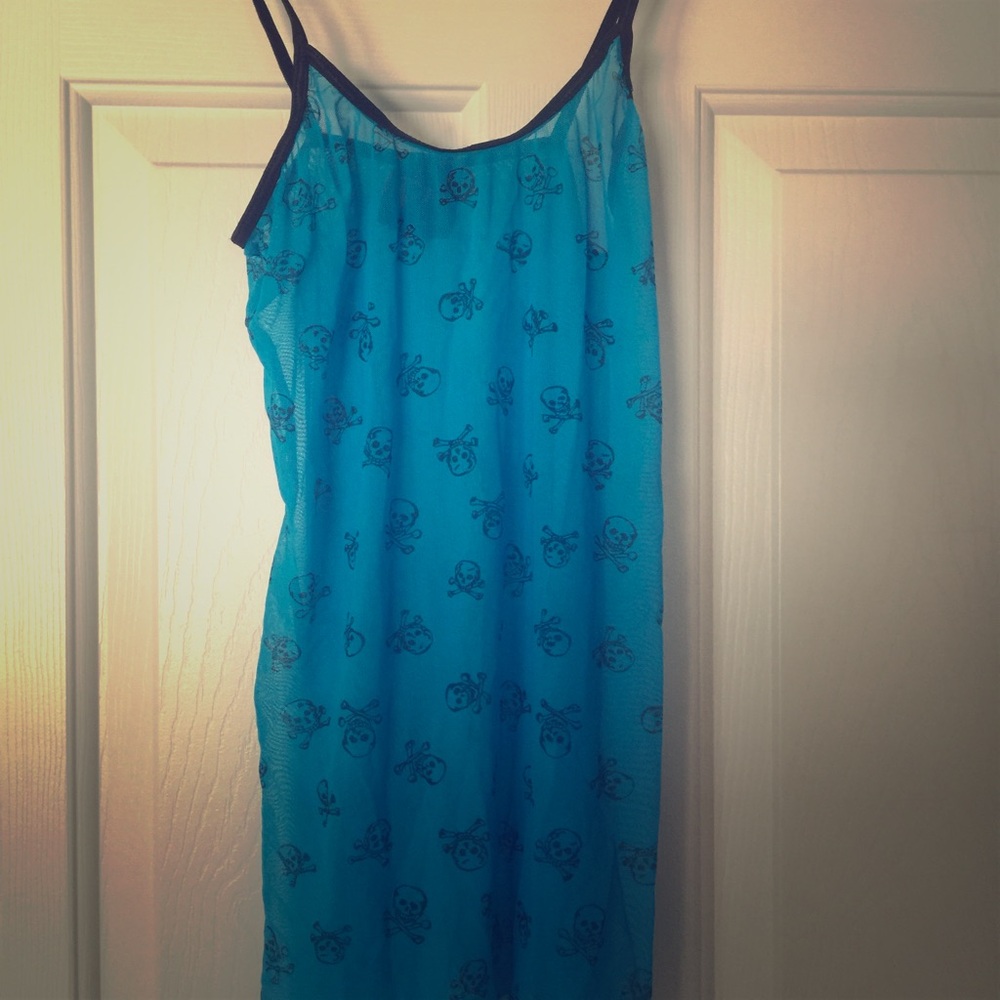 Folter sheer turquois with black skulls tank top